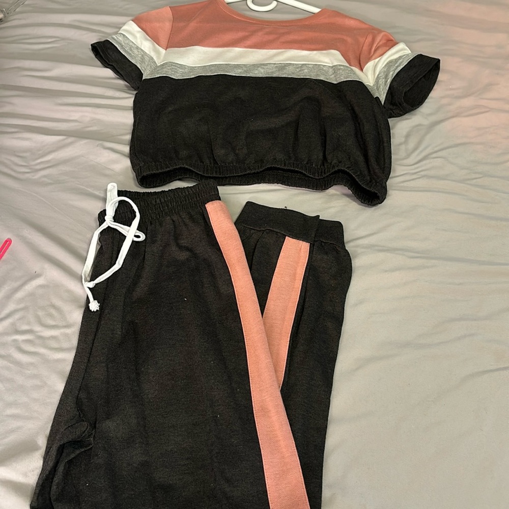 Juniors sweat outfit